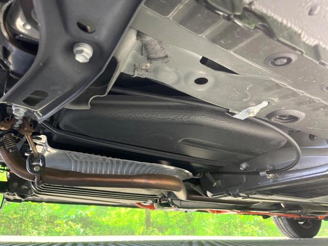 シエンタ ハイブリッドＧ　両側電動ドア　後席モニター　全周囲カメラ　衝突被害軽減システム　レーダークルーズ　禁煙車　ドラレコ　コーナーセンサー　スマートキー　ＬＥＤヘッド　ビルトインＥＴＣ　オートハイビーム　車線逸脱警報（46枚目）