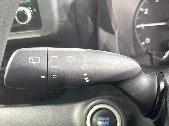 ヤリス Ｘ　バックカメラ　衝突被害軽減システム　禁煙車　ドラレコ　コーナーセンサー　スマートキー　ビルトインＥＴＣ　オートハイビーム　車線逸脱警報　オートライト　Ｂｌｕｅｔｏｏｔｈ（26枚目）