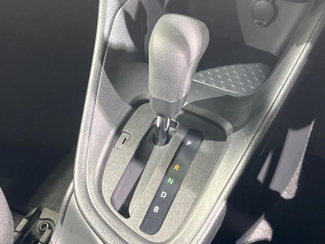 ヤリス Ｘ　バックカメラ　衝突被害軽減システム　禁煙車　ドラレコ　コーナーセンサー　スマートキー　ビルトインＥＴＣ　オートハイビーム　車線逸脱警報　オートライト　Ｂｌｕｅｔｏｏｔｈ（34枚目）