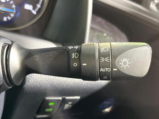 ヴェルファイアハイブリッド Ｚ　純正９型ナビ　４ＷＤ　両側電動ドア　バックカメラ　衝突被害軽減システム　レーダークルーズ　ドラレコ　コーナーセンサー　スマートキー　ＬＥＤヘッド　ＥＴＣ２．０　純正１７インチアルミ　オートハイビーム（28枚目）