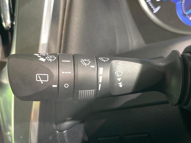 ヴェルファイアハイブリッド Ｚ　純正９型ナビ　４ＷＤ　両側電動ドア　バックカメラ　衝突被害軽減システム　レーダークルーズ　ドラレコ　コーナーセンサー　スマートキー　ＬＥＤヘッド　ＥＴＣ２．０　純正１７インチアルミ　オートハイビーム（29枚目）