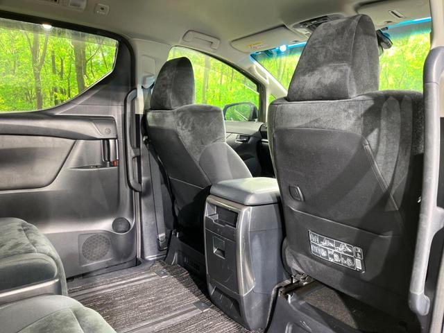 ヴェルファイアハイブリッド Ｚ　純正９型ナビ　４ＷＤ　両側電動ドア　バックカメラ　衝突被害軽減システム　レーダークルーズ　ドラレコ　コーナーセンサー　スマートキー　ＬＥＤヘッド　ＥＴＣ２．０　純正１７インチアルミ　オートハイビーム（38枚目）