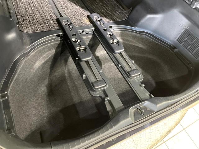 ヴェルファイアハイブリッド Ｚ　純正９型ナビ　４ＷＤ　両側電動ドア　バックカメラ　衝突被害軽減システム　レーダークルーズ　ドラレコ　コーナーセンサー　スマートキー　ＬＥＤヘッド　ＥＴＣ２．０　純正１７インチアルミ　オートハイビーム（42枚目）