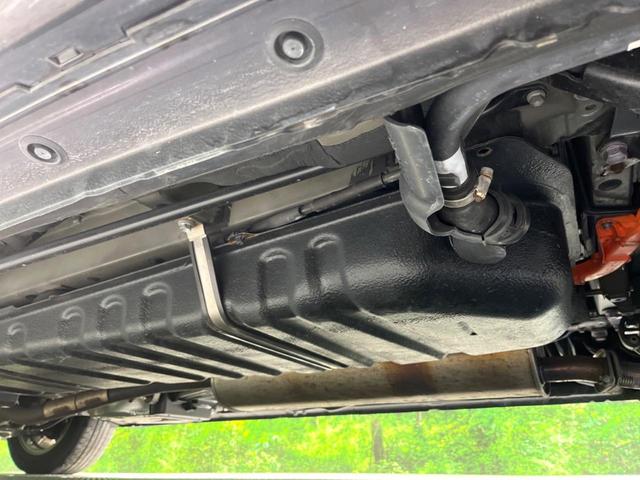 ヴェルファイアハイブリッド Ｚ　純正９型ナビ　４ＷＤ　両側電動ドア　バックカメラ　衝突被害軽減システム　レーダークルーズ　ドラレコ　コーナーセンサー　スマートキー　ＬＥＤヘッド　ＥＴＣ２．０　純正１７インチアルミ　オートハイビーム（44枚目）