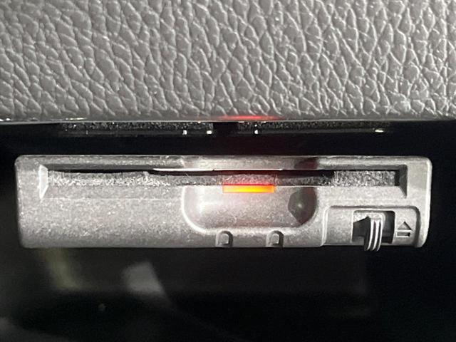 デイズルークス ハイウェイスター　Ｘ　純正ナビ　電動スライドドア　全周囲カメラ　衝突被害軽減システム　禁煙車　スマートキー　ＨＩＤヘッド　ＥＴＣ　純正１４インチアルミ　オートエアコン　Ｂｌｕｅｔｏｏｔｈ　ＣＤ　ＤＶＤ再生　フルセグ（6枚目）