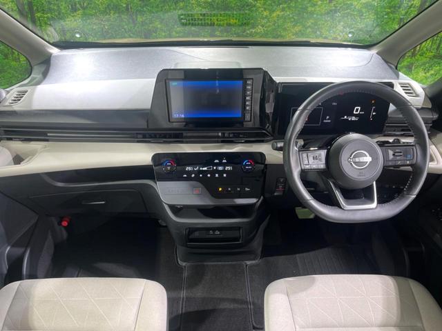 セレナ ＸＶ　両側電動ドア　全周囲カメラ　衝突被害軽減システム　レーダークルーズ　禁煙車　ドラレコ　コーナーセンサー　スマートキー　ＬＥＤヘッド　ビルトインＥＴＣ　純正１６インチアルミ　車線逸脱警報　オートライト（2枚目）