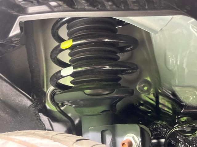 ハスラー タフワイルド　純正９インチナビ　全周囲カメラ　衝突被害軽減システム　レーダークルーズ　コーナーセンサー　スマートキー　ＬＥＤヘッド　純正１５インチアルミ　オートハイビーム　車線逸脱警報　オートライト　オートエアコン（20枚目）