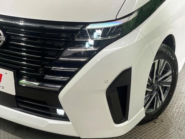 セレナ ハイウェイスターＶ　純正ナビ　両側電動ドア　全周囲カメラ　衝突被害軽減システム　レーダークルーズ　コーナーセンサー　スマートキー　ＬＥＤヘッド　ビルトインＥＴＣ　純正１６インチアルミ　車線逸脱警報　オートライト（13枚目）