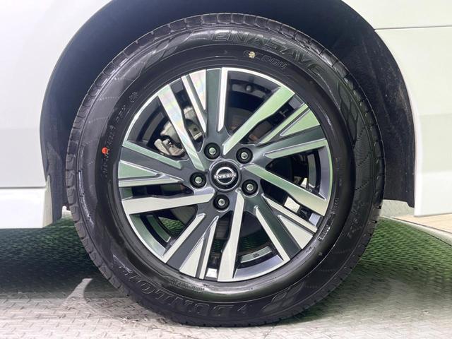 セレナ ハイウェイスターＶ　純正ナビ　両側電動ドア　全周囲カメラ　衝突被害軽減システム　レーダークルーズ　コーナーセンサー　スマートキー　ＬＥＤヘッド　ビルトインＥＴＣ　純正１６インチアルミ　車線逸脱警報　オートライト（14枚目）