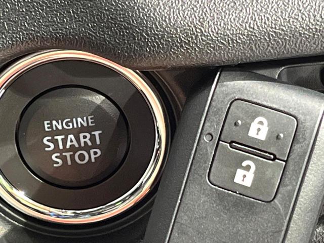 ジムニー ＸＣ　届出済未使用車　スズキセーフティサポート　クルーズコントロール　シートヒーター　スマートキー　車線逸脱抑制機能　ＬＥＤヘッドライト　純正１６インチアルミホイール　オートエアコン　オートライト（7枚目）