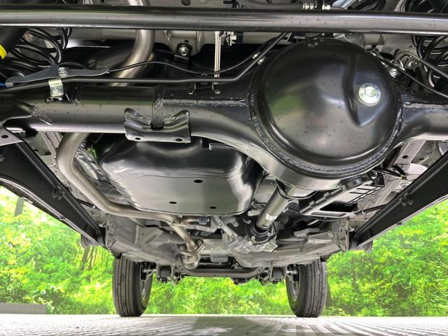 ジムニー ＸＣ　届出済未使用車　スズキセーフティサポート　クルーズコントロール　シートヒーター　スマートキー　車線逸脱抑制機能　ＬＥＤヘッドライト　純正１６インチアルミホイール　オートエアコン　オートライト（19枚目）