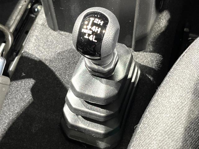 ジムニー ＸＣ　届出済未使用車　スズキセーフティサポート　クルーズコントロール　シートヒーター　スマートキー　車線逸脱抑制機能　ＬＥＤヘッドライト　純正１６インチアルミホイール　オートエアコン　オートライト（24枚目）