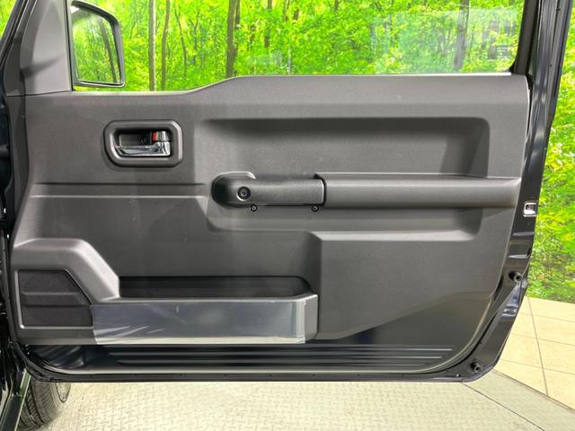ジムニー ＸＣ　届出済未使用車　スズキセーフティサポート　クルーズコントロール　シートヒーター　スマートキー　車線逸脱抑制機能　ＬＥＤヘッドライト　純正１６インチアルミホイール　オートエアコン　オートライト（33枚目）