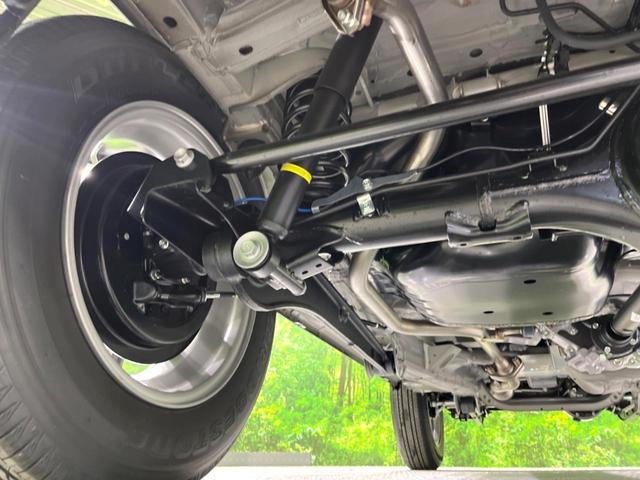 ジムニー ＸＣ　届出済未使用車　スズキセーフティサポート　クルーズコントロール　シートヒーター　スマートキー　車線逸脱抑制機能　ＬＥＤヘッドライト　純正１６インチアルミホイール　オートエアコン　オートライト（35枚目）