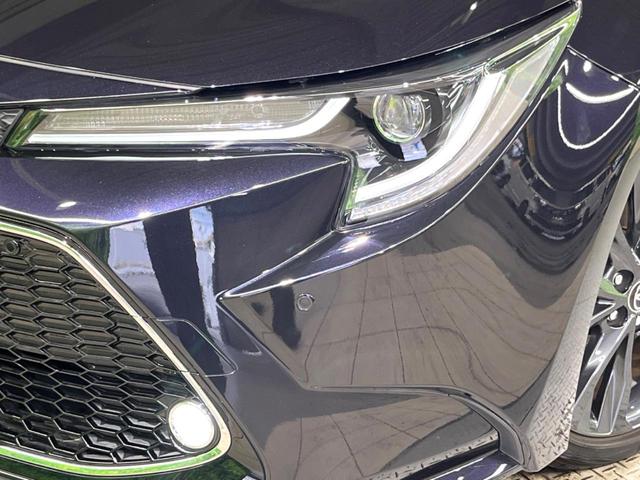 カローラ ハイブリッド　ダブルバイビー　バックカメラ　衝突被害軽減システム　レーダークルーズ　禁煙車　ハーフレザーシート　ドラレコ　コーナーセンサー　スマートキー　ＬＥＤヘッド　ビルトインＥＴＣ　オートハイビーム　車線逸脱警報（12枚目）