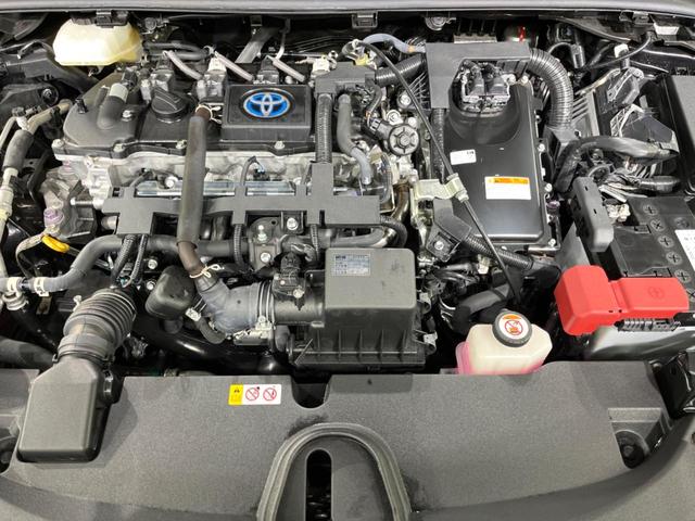 カローラ ハイブリッド　ダブルバイビー　バックカメラ　衝突被害軽減システム　レーダークルーズ　禁煙車　ハーフレザーシート　ドラレコ　コーナーセンサー　スマートキー　ＬＥＤヘッド　ビルトインＥＴＣ　オートハイビーム　車線逸脱警報（18枚目）