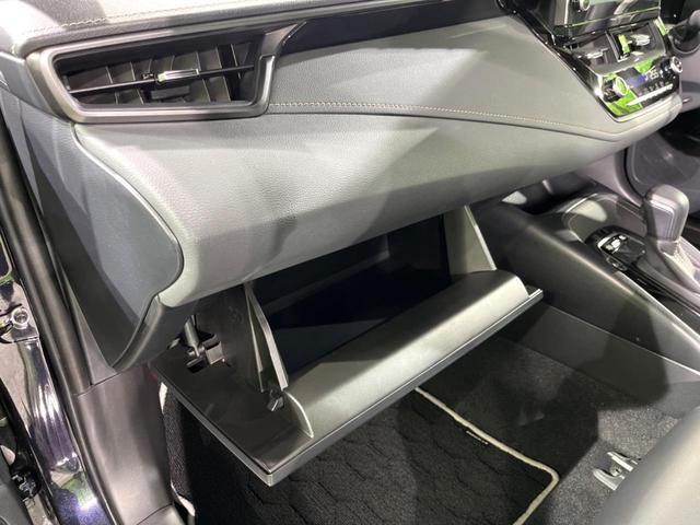カローラ ハイブリッド　ダブルバイビー　バックカメラ　衝突被害軽減システム　レーダークルーズ　禁煙車　ハーフレザーシート　ドラレコ　コーナーセンサー　スマートキー　ＬＥＤヘッド　ビルトインＥＴＣ　オートハイビーム　車線逸脱警報（21枚目）