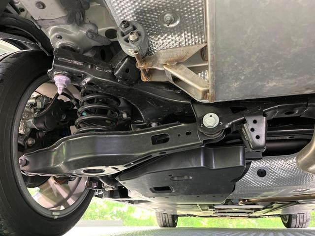 カローラ ハイブリッド　ダブルバイビー　バックカメラ　衝突被害軽減システム　レーダークルーズ　禁煙車　ハーフレザーシート　ドラレコ　コーナーセンサー　スマートキー　ＬＥＤヘッド　ビルトインＥＴＣ　オートハイビーム　車線逸脱警報（43枚目）