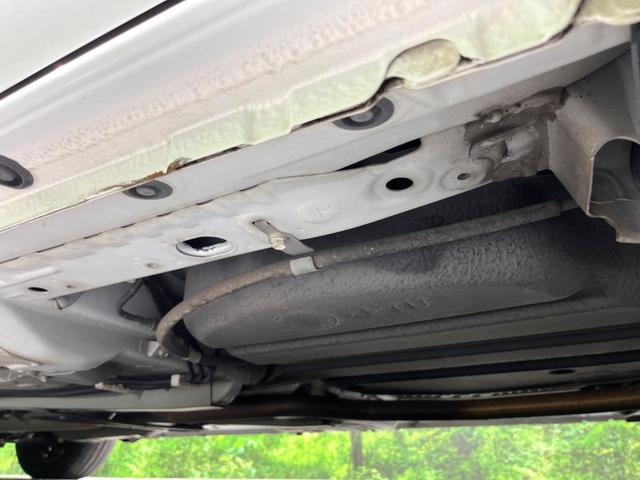 シエンタ Ｇ　純正ナビ　オートエアコン　両側電動ドア　バックカメラ　禁煙車　ドラレコ　スマートキー　ビルトインＥＴＣ　オートエアコン　Ｂｌｕｅｔｏｏｔｈ　ＣＤ　ＤＶＤ再生　フルセグ（41枚目）