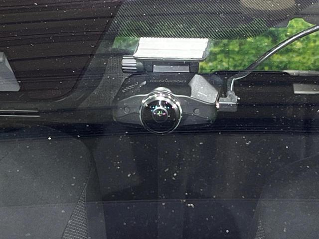 アクア Ｇ　１０．５インチデディスプレイオーディオ　全周囲カメラ　衝突被害軽減システム　レーダークルーズ　禁煙車　ドラレコ　コーナーセンサー　スマートキー　ＬＥＤヘッド　ＥＴＣ２．０　オートハイビーム（7枚目）