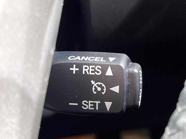 プリウス Gツーリングセレクション 純正8型ナビ バックカメラ パワーシート スマートキー LEDヘッド ビルトインETC クルコン 純正17インチアルミ オートライト オートエアコン Bluetooth CD フルセグ LEDフォグ(31枚目)