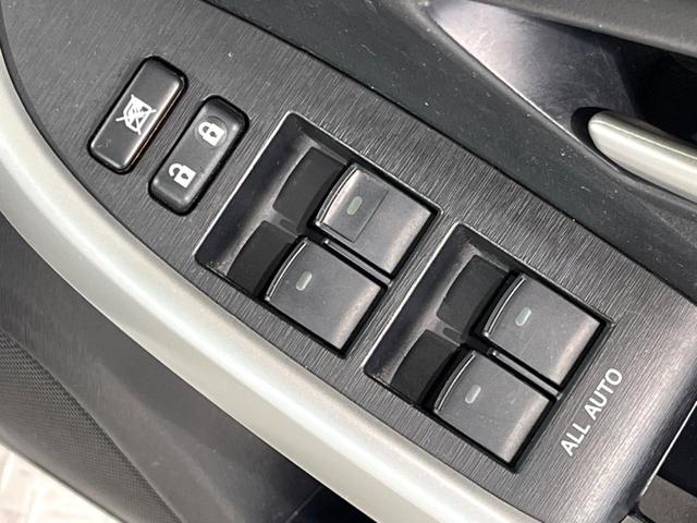プリウス Gツーリングセレクション 純正8型ナビ バックカメラ パワーシート スマートキー LEDヘッド ビルトインETC クルコン 純正17インチアルミ オートライト オートエアコン Bluetooth CD フルセグ LEDフォグ(32枚目)