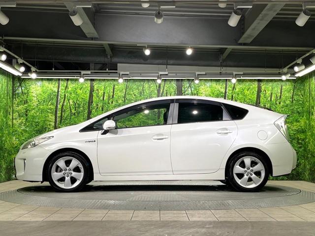 プリウス Gツーリングセレクション 純正8型ナビ バックカメラ パワーシート スマートキー LEDヘッド ビルトインETC クルコン 純正17インチアルミ オートライト オートエアコン Bluetooth CD フルセグ LEDフォグ(52枚目)