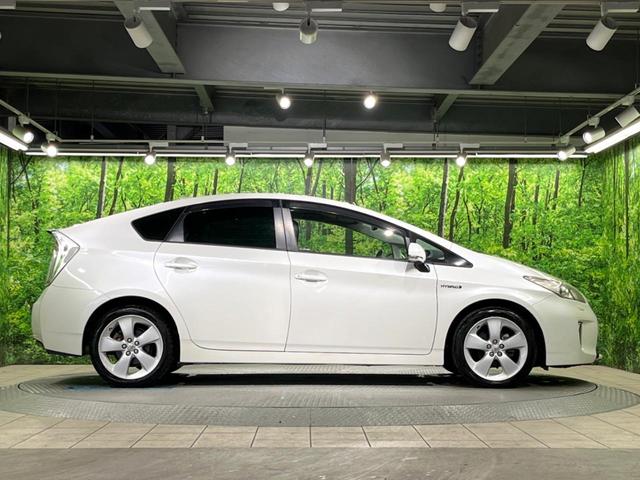 プリウス Gツーリングセレクション 純正8型ナビ バックカメラ パワーシート スマートキー LEDヘッド ビルトインETC クルコン 純正17インチアルミ オートライト オートエアコン Bluetooth CD フルセグ LEDフォグ(54枚目)