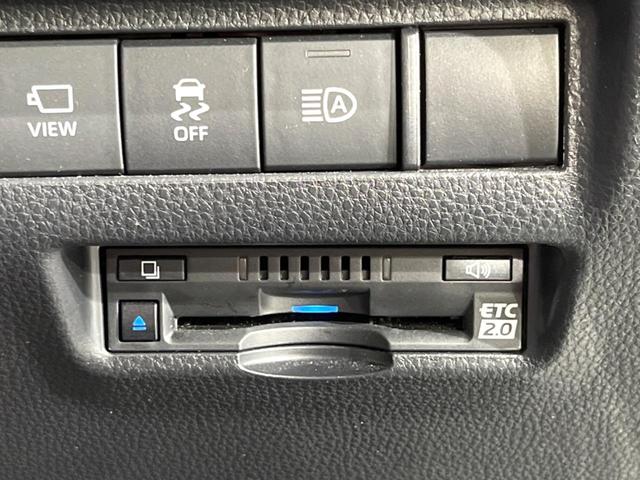 ハリアー Ｚ　全周囲カメラ　ＪＢＬサウンド　衝突被害軽減システム　禁煙車　電動リアゲート　ハーフレザーシート　コーナーセンサー　スマートキー　ＬＥＤヘッド　ＥＴＣ２．０　純正１９インチアルミ　オートハイビーム（6枚目）