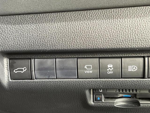 ハリアー Ｚ　全周囲カメラ　ＪＢＬサウンド　衝突被害軽減システム　禁煙車　電動リアゲート　ハーフレザーシート　コーナーセンサー　スマートキー　ＬＥＤヘッド　ＥＴＣ２．０　純正１９インチアルミ　オートハイビーム（25枚目）