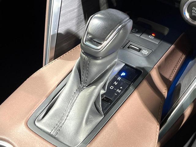 ハリアー Ｚ　全周囲カメラ　ＪＢＬサウンド　衝突被害軽減システム　禁煙車　電動リアゲート　ハーフレザーシート　コーナーセンサー　スマートキー　ＬＥＤヘッド　ＥＴＣ２．０　純正１９インチアルミ　オートハイビーム（32枚目）