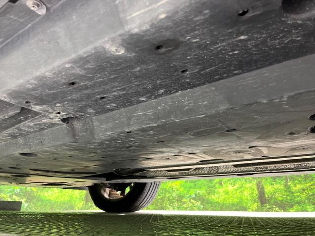 ハリアー Ｚ　全周囲カメラ　ＪＢＬサウンド　衝突被害軽減システム　禁煙車　電動リアゲート　ハーフレザーシート　コーナーセンサー　スマートキー　ＬＥＤヘッド　ＥＴＣ２．０　純正１９インチアルミ　オートハイビーム（45枚目）