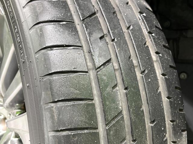 ハリアー Ｚ　全周囲カメラ　ＪＢＬサウンド　衝突被害軽減システム　禁煙車　電動リアゲート　ハーフレザーシート　コーナーセンサー　スマートキー　ＬＥＤヘッド　ＥＴＣ２．０　純正１９インチアルミ　オートハイビーム（55枚目）