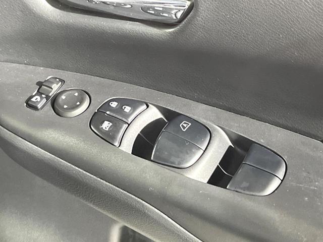 セレナ ハイウェイスター　Ｖセレクション　両側電動ドア　純正ＳＤナビ　後席モニター　バックカメラ　衝突被害軽減システム　ドラレコ　スマートキー　ＬＥＤヘッド　ビルトインＥＴＣ　クルコン　純正１６インチアルミ　車線逸脱警報　オートライト（26枚目）