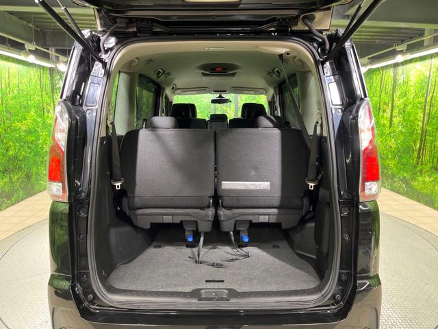 セレナ ハイウェイスター　Ｖセレクション　両側電動ドア　純正ＳＤナビ　後席モニター　バックカメラ　衝突被害軽減システム　ドラレコ　スマートキー　ＬＥＤヘッド　ビルトインＥＴＣ　クルコン　純正１６インチアルミ　車線逸脱警報　オートライト（42枚目）