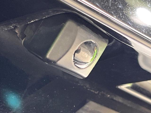 プリウス Sツーリングセレクション バックカメラ スマートキー LEDヘッド ビルトインETC オートライト オートエアコン Bluetooth CD DVD再生 フルセグ(36枚目)