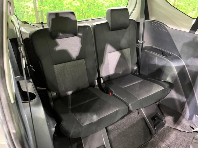 シエンタ Ｇ　両側電動ドア　純正ＳＤナビ　バックカメラ　衝突被害軽減システム　ドラレコ　コーナーセンサー　スマートキー　ＥＴＣ　車線逸脱警報　オートエアコン　Ｂｌｕｅｔｏｏｔｈ　ＣＤ　ＤＶＤ再生　フルセグ（11枚目）