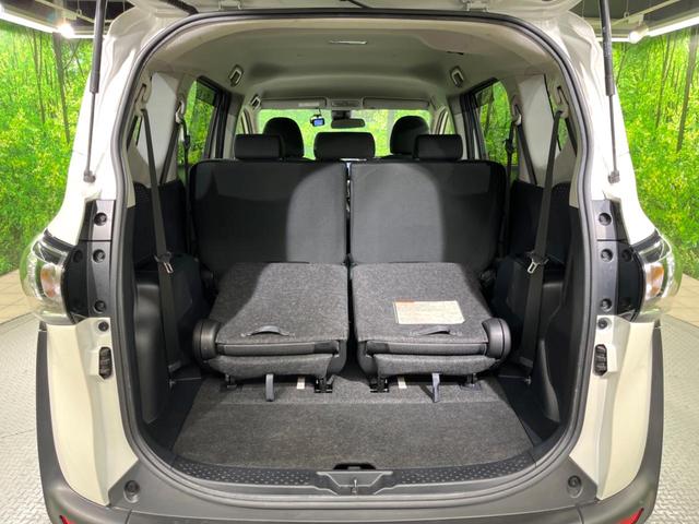 シエンタ Ｇ　両側電動ドア　純正ＳＤナビ　バックカメラ　衝突被害軽減システム　ドラレコ　コーナーセンサー　スマートキー　ＥＴＣ　車線逸脱警報　オートエアコン　Ｂｌｕｅｔｏｏｔｈ　ＣＤ　ＤＶＤ再生　フルセグ（12枚目）