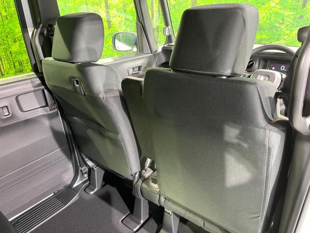 Ｎ－ＢＯＸカスタム ベースグレード　届出済未使用車　電動スライドドア　衝突被害軽減システム　レーダークルーズ　コーナーセンサー　スマートキー　ＬＥＤヘッド　純正１４インチアルミ　オートハイビーム　車線逸脱警報　オートライト（22枚目）