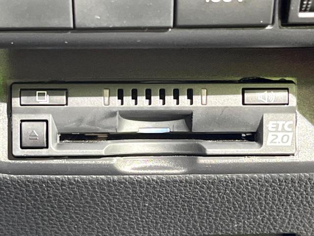 アクア Ｘ　純正ＳＤナビ　バックカメラ　１００Ｖ電源　プリクラッシュセーフティ　レーダークルーズ　禁煙車　ドラレコ　コーナーセンサー　スマートキー　ＬＥＤヘッド　ＥＴＣ２．０　オートハイビーム　車線逸脱警報（7枚目）