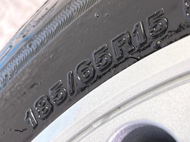 アクア Ｘ　純正ＳＤナビ　バックカメラ　１００Ｖ電源　プリクラッシュセーフティ　レーダークルーズ　禁煙車　ドラレコ　コーナーセンサー　スマートキー　ＬＥＤヘッド　ＥＴＣ２．０　オートハイビーム　車線逸脱警報（50枚目）