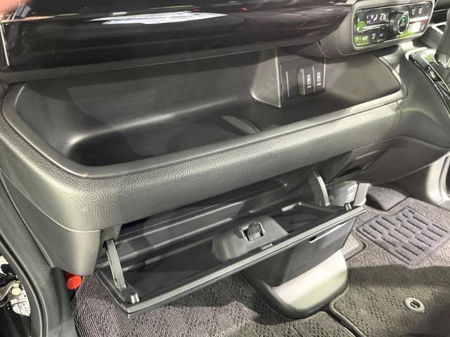 Ｎ－ＢＯＸカスタム Ｌ　両側電動ドア　ＳＤナビ　バックカメラ　衝突被害軽減システム　レーダークルーズ　禁煙車　ドラレコ　コーナーセンサー　スマートキー　ＬＥＤヘッド　ビルトインＥＴＣ　純正１４インチアルミ　車線逸脱警報（20枚目）