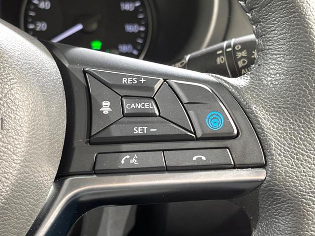 キックス Ｘ　純正８インチナビ　アラウンドビューモニター　プロパイロット　エマージェンシーブレーキ　インテリジェントルームミラー　ドライブレコーダー　ＥＴＣ　純正１７インチアルミホイール　ＬＥＤヘッドライト（5枚目）