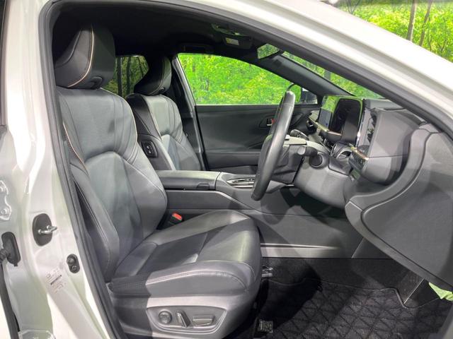 クラウンクロスオーバー Gアドバンスド・レザーパッケージ 4WD 純正12.3インチナビ バックカメラ 衝突被害軽減システム レーダークルーズ 禁煙車 電動リアゲート レザーシート 前席シートエアコン ドラレコ コーナーセンサー スマートキー LEDヘッド(8枚目)