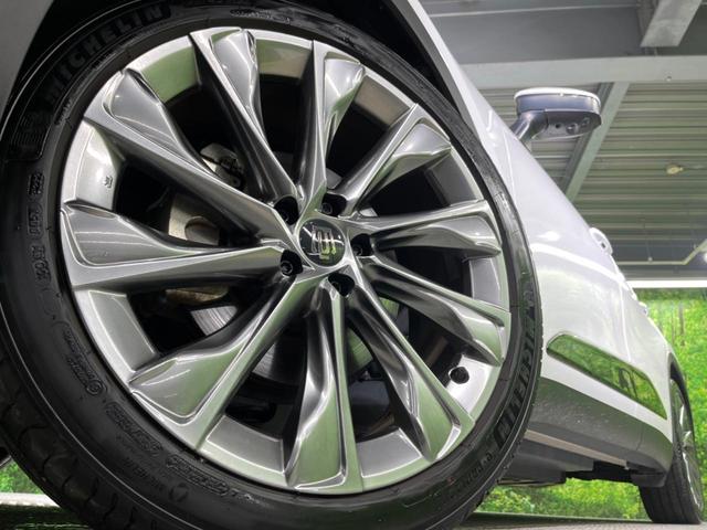 クラウンクロスオーバー Gアドバンスド・レザーパッケージ 4WD 純正12.3インチナビ バックカメラ 衝突被害軽減システム レーダークルーズ 禁煙車 電動リアゲート レザーシート 前席シートエアコン ドラレコ コーナーセンサー スマートキー LEDヘッド(13枚目)