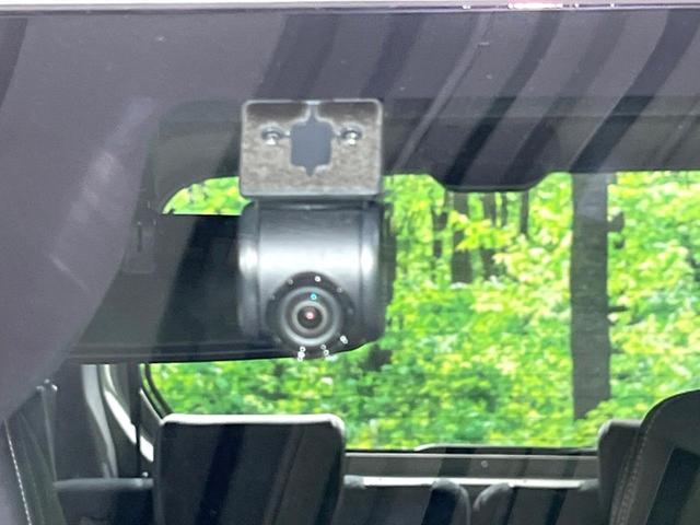 タント カスタムＸ　純正９型ナビ　両側電動ドア　全周囲カメラ　衝突被害軽減システム　禁煙車　ドラレコ　ＬＥＤヘッド　ビルトインＥＴＣ　純正１４インチアルミ　オートライト　オートエアコン　Ｂｌｕｅｔｏｏｔｈ（6枚目）