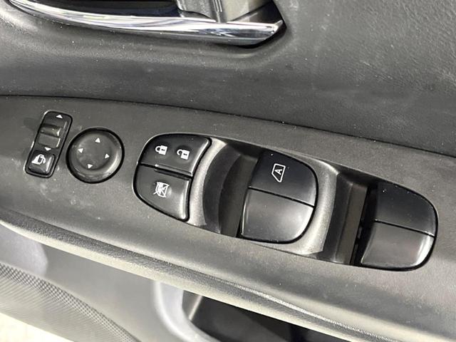 セレナ ｅ－パワー　ハイウェイスターＶ　ＢＩＧ－Ｘ１１型ナビ　両側電動ドア　全周囲カメラ　衝突被害軽減システム　レーダークルーズ　ドラレコ　コーナーセンサー　スマートキー　ＬＥＤヘッド　ＥＴＣ　純正１５インチアルミ　オートハイビーム（27枚目）