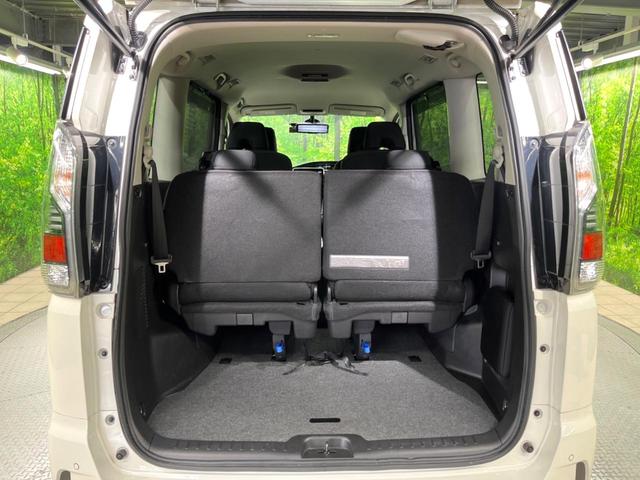 セレナ ｅ－パワー　ハイウェイスターＶ　ＢＩＧ－Ｘ１１型ナビ　両側電動ドア　全周囲カメラ　衝突被害軽減システム　レーダークルーズ　ドラレコ　コーナーセンサー　スマートキー　ＬＥＤヘッド　ＥＴＣ　純正１５インチアルミ　オートハイビーム（51枚目）