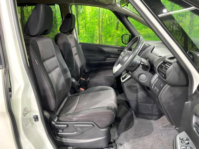 セレナ ハイウェイスター　ＶセレクションＩＩ　両側電動ドア　純正ＳＤナビ　後席モニター　全周囲カメラ　衝突被害軽減システム　禁煙車　コーナーセンサー　スマートキー　ＬＥＤヘッド　ビルトインＥＴＣ　クルコン　純正１６インチアルミ　オートライト（8枚目）