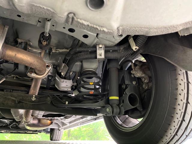 セレナ ハイウェイスター　ＶセレクションＩＩ　両側電動ドア　純正ＳＤナビ　後席モニター　全周囲カメラ　衝突被害軽減システム　禁煙車　コーナーセンサー　スマートキー　ＬＥＤヘッド　ビルトインＥＴＣ　クルコン　純正１６インチアルミ　オートライト（41枚目）